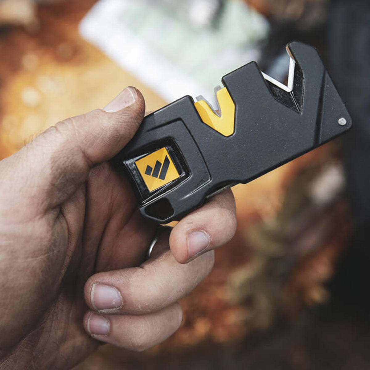 Work Sharp Pivot Plus – Kompaktes 3-in-1 Messerschärfgerät – Detailansicht