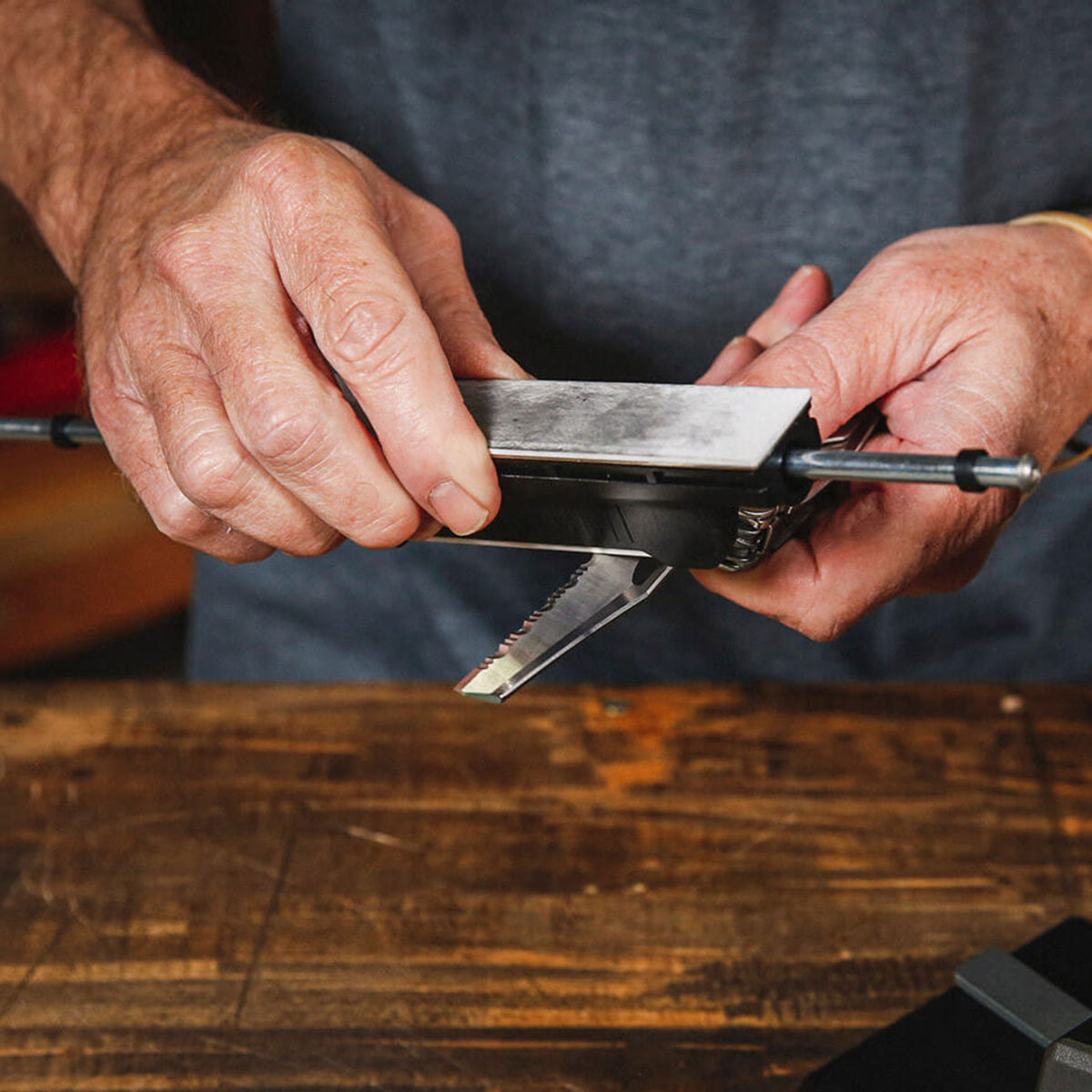 Work Sharp Professional Precision Adjust Knife Sharpener - manuelles Profi Messerschärfsystem – Detailansicht