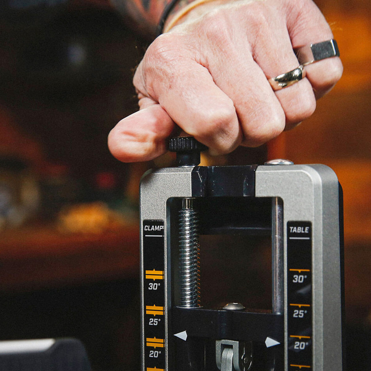 Work Sharp Professional Precision Adjust Knife Sharpener - manuelles Profi Messerschärfsystem – Detailansicht